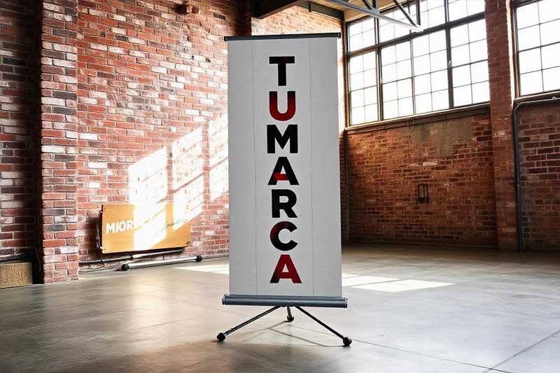 Banners publicitarios. Diseño, Impresión & Publicidad con Banners publicitarios, letras en alto relieve o impresión de logos 3D para tu empresa en Quito, Guayaquil & todo Ecuador. Las mejores ofertas & precios del mercado para tu empresa. Materiales: Impresiones sobre vinilo resistente, banners de lona microperforada, publicidad en tela ecológica. Precios: Ofertas irresistibles por temporada, descuentos especiales gracias a promociones, tarifas flexibles según el tipo de proyecto. Tipos: Banners publicitarios horizontales, pancartas de pie para eventos, anuncios suspendidos mediante estructuras ligeras. Servicios: Diseño personalizado desde cero, instalación profesional de banners, asesoría en elección de materiales. Ideas: Banners que cambian de color con la luz, publicidad interactiva mediante códigos QR, anuncios flotantes para captar atención desde cualquier ángulo. Tamaños: Formatos sin límite para mayor visibilidad, tamaños compactos pero impactantes, dimensiones adaptadas a cada necesidad.